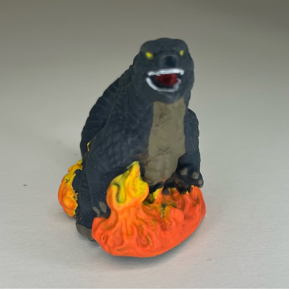 2016 1.5” Yubi ComicCon Godzilla Finger puppet